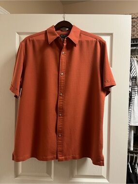 Axcess Men's Short-Sleeve Button-Down Shirt in Rust Orange